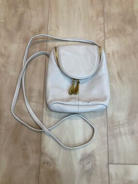 Hobo creamy white fern crossbody